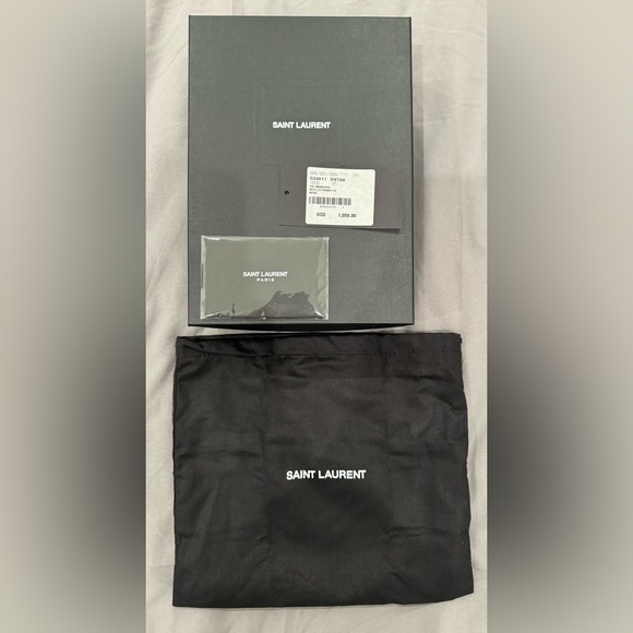 YSL Saint Laurent Calfskin Matelasse Monogram Lou Belt Bag - Picture 3 of 10